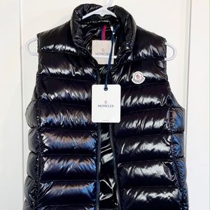 MONCLER Vest in Black NWT, UNUSED (Ghany Down)!! - Size 2